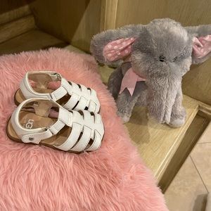 T Kolding white UGG sandals